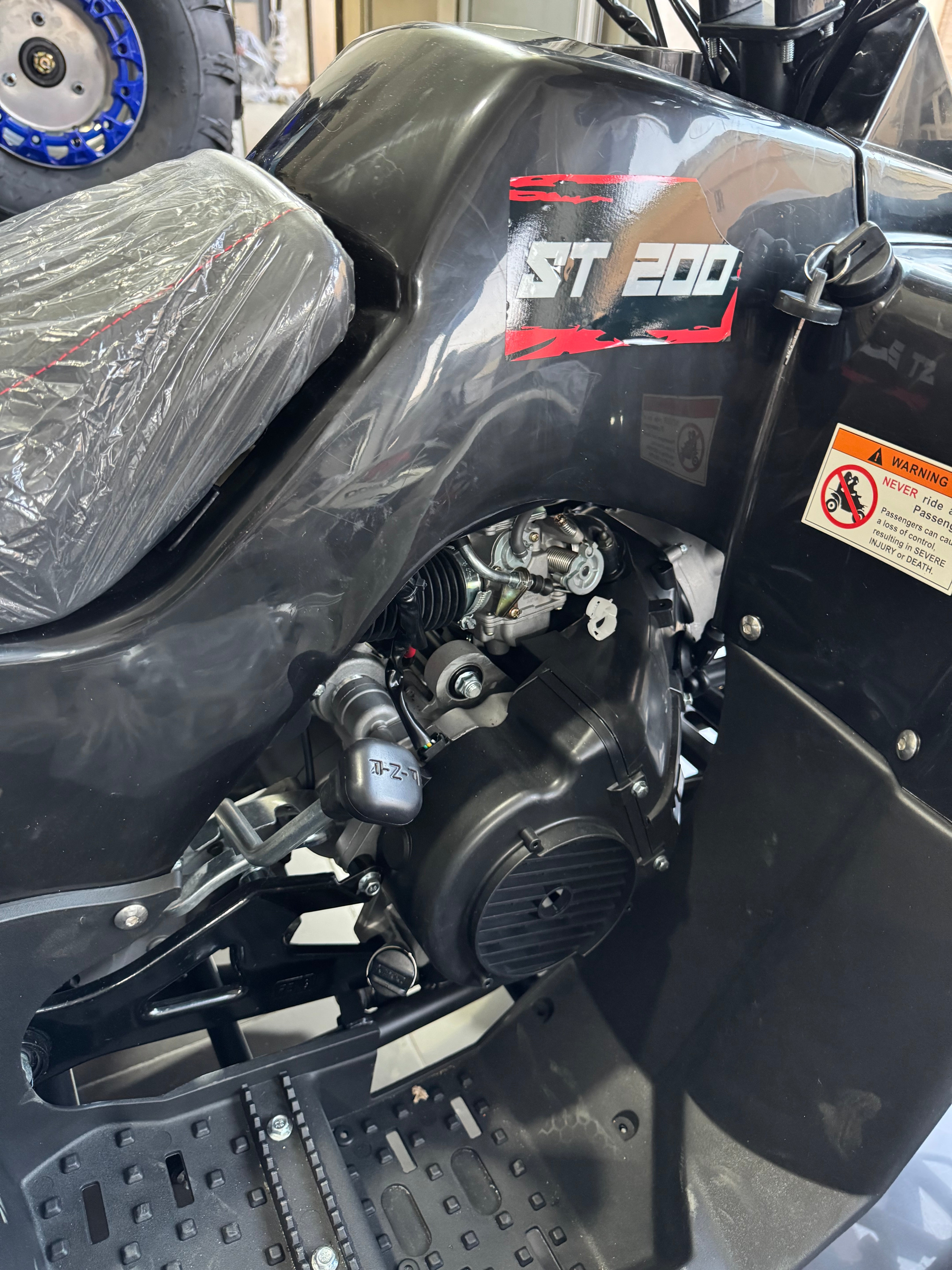 Quad Ncx Angry ST 200cc 4 tempi Ruote 10”
(Solo off Road non targabile)
