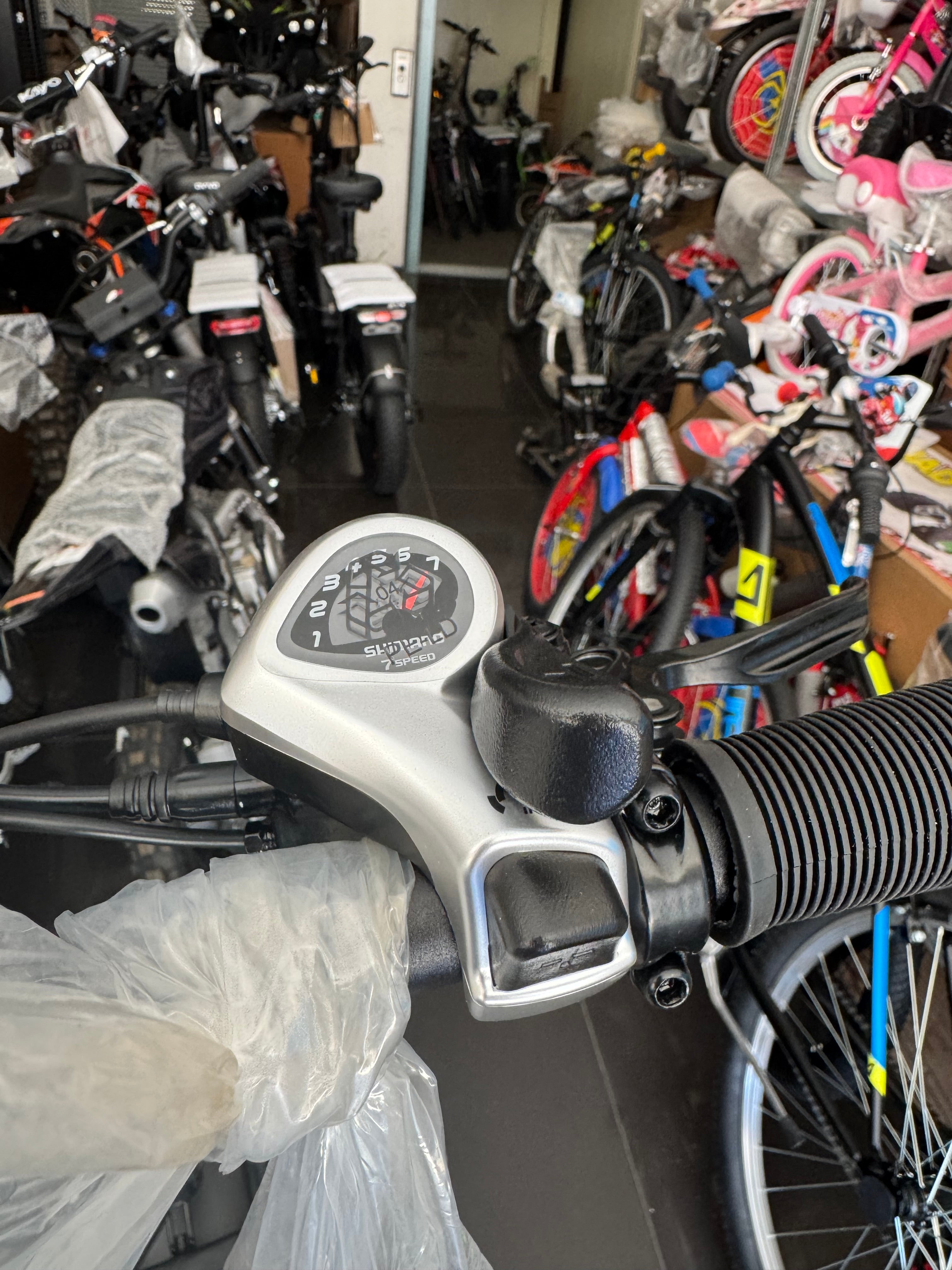 E-Bike Wizy A10 - Motore 250W - Batteria 48V 15,6Ah - Freni Idraulici