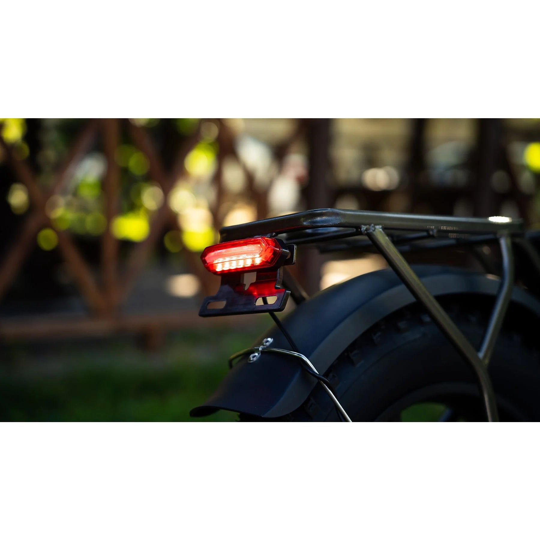 SKYJET Bici Elettrica Nitro Pro Nera 250W 36V 10Ah