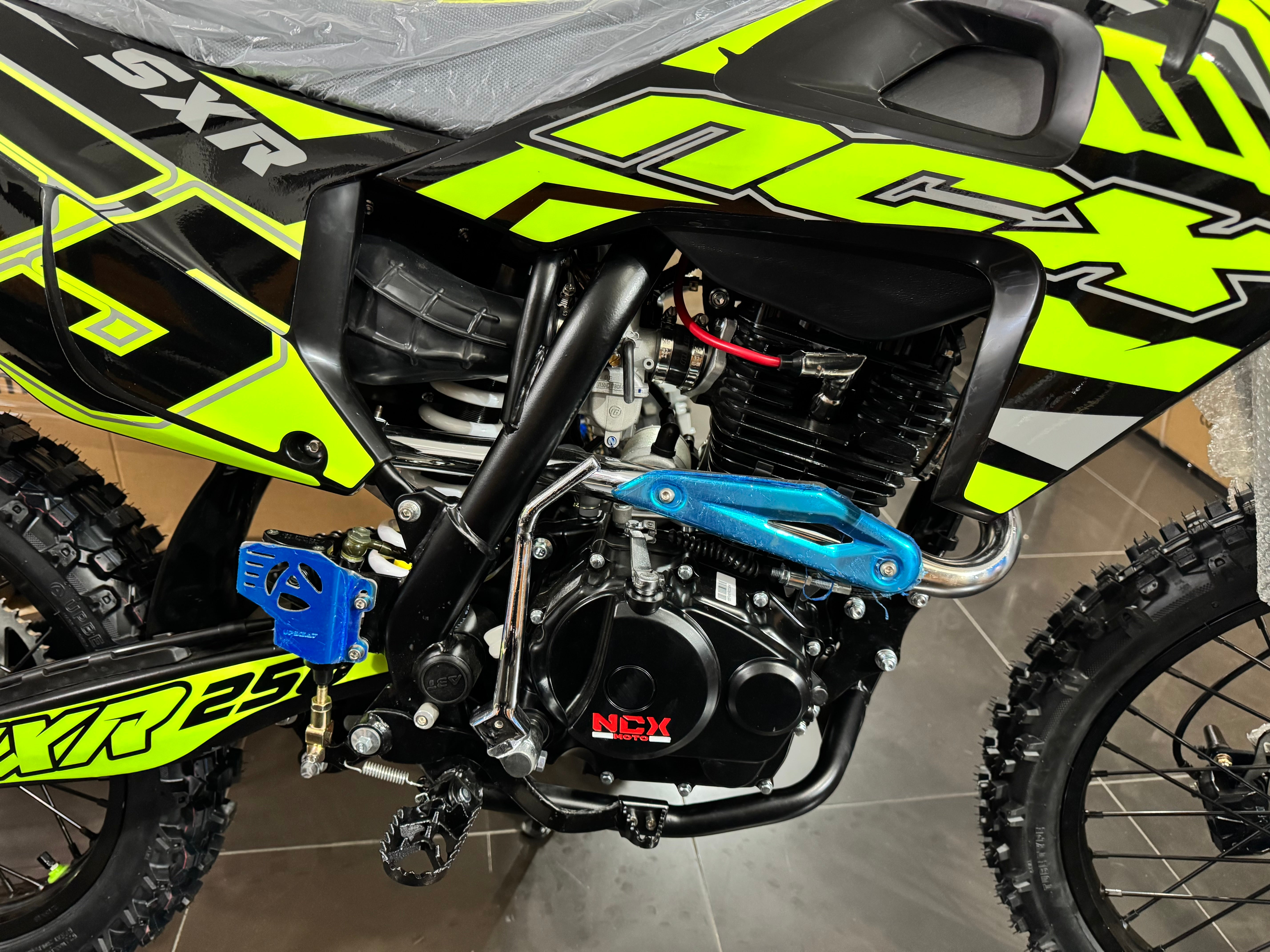 Cross NXC SXR 250cc 4T Ruote 21/18