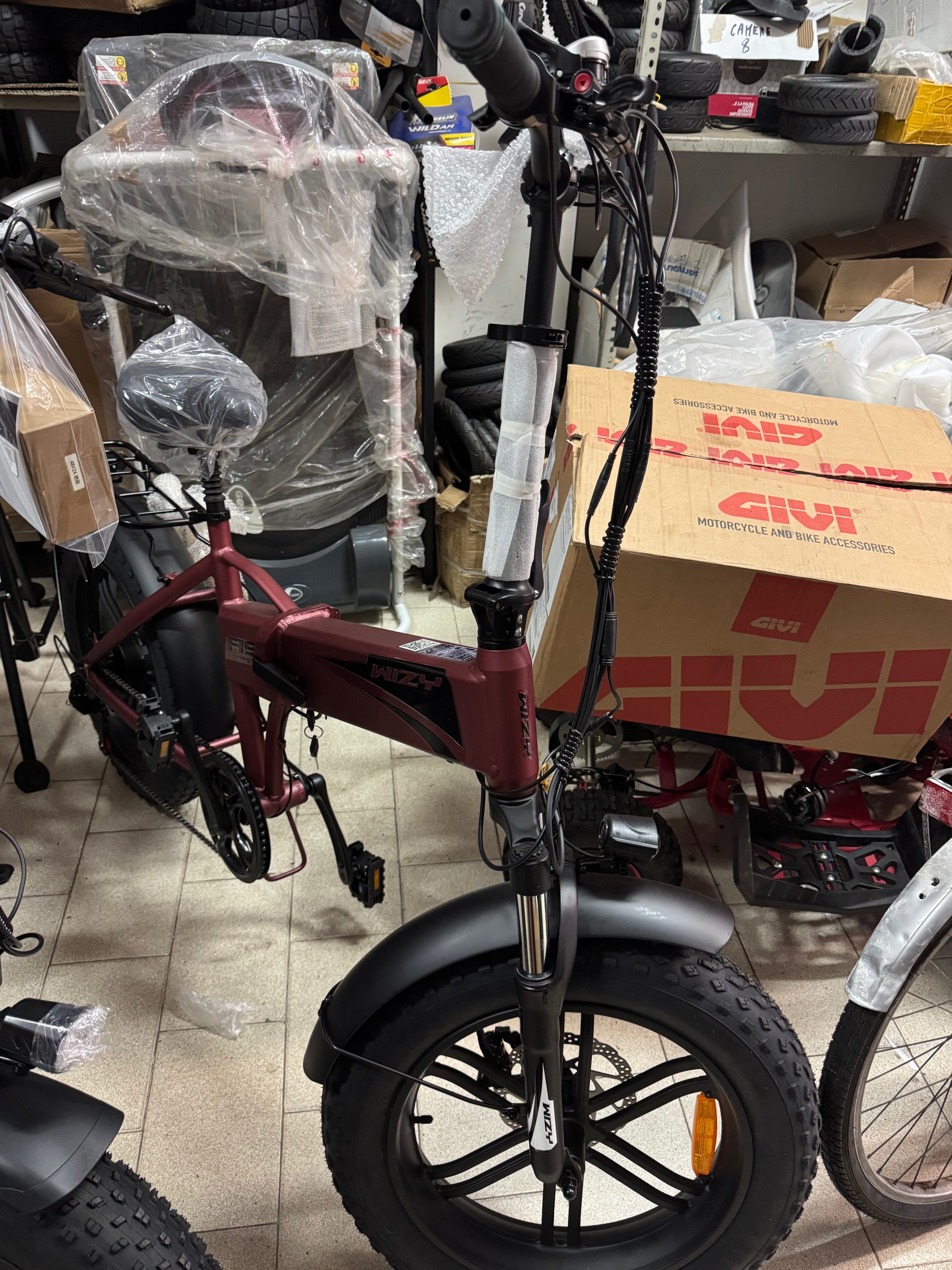 Wizy A9 250w Batteria 48V 15ah