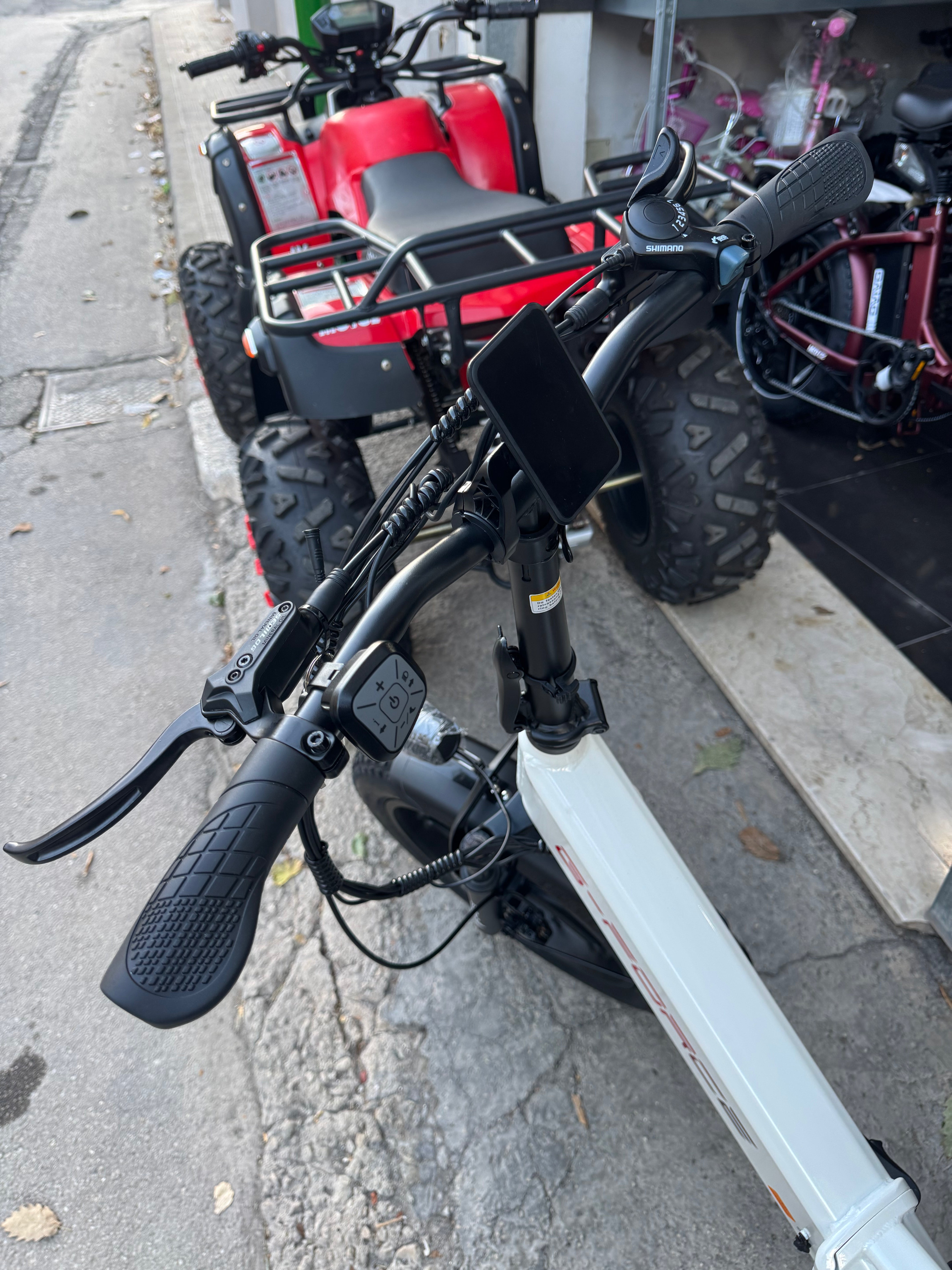 New G-FORCE RC ST E-BIKE CON MOTORE 250W BATTERIA 48V 14Ah e FRENI IDRAULICI *PRODOTTO NUOVO DA ESPOSIZIONE* *SPEDITA ASSEMBLATA*