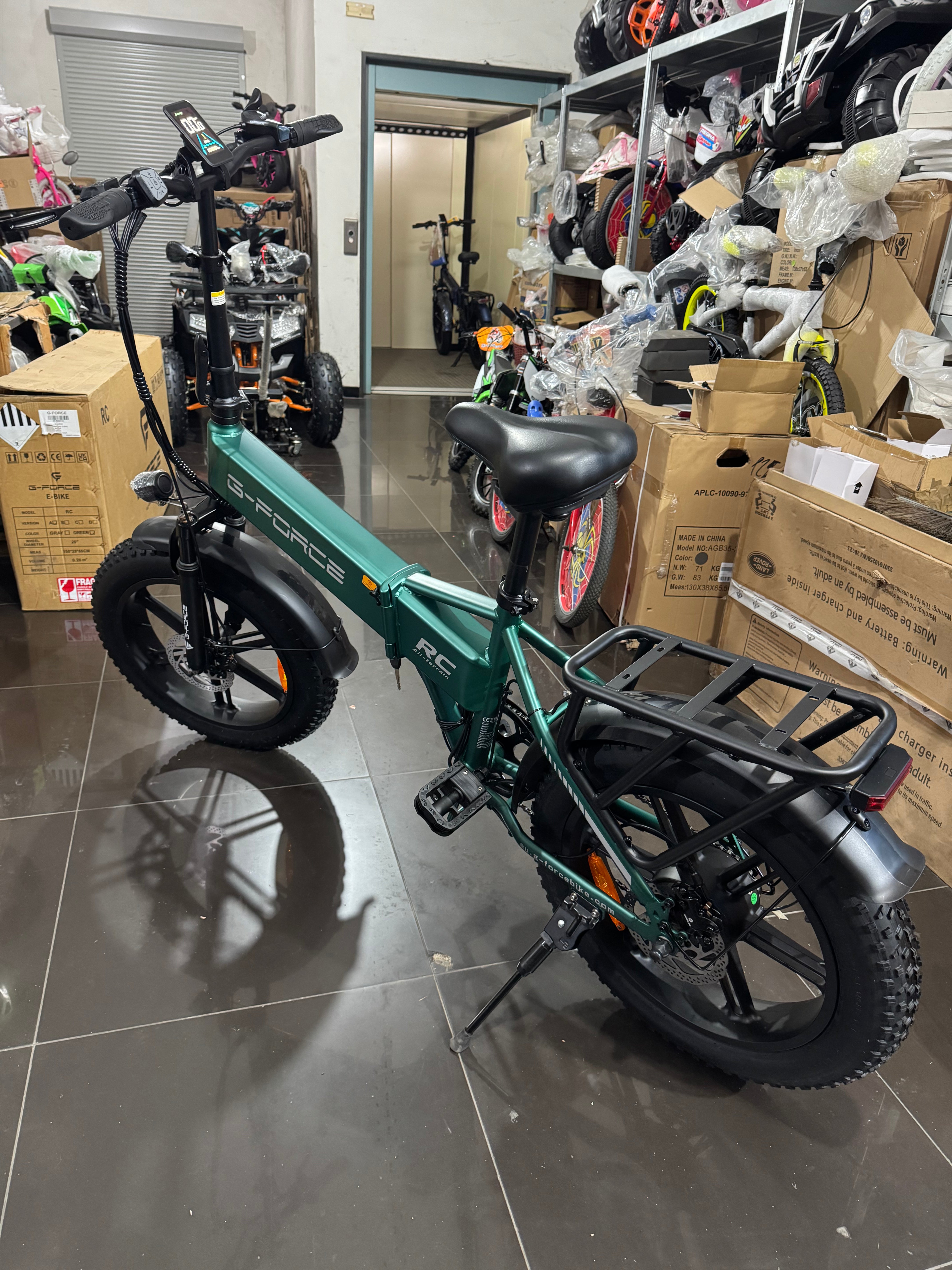 NEW G-FORCE RC E-Bike Motore 250W 75Nm Batteria 48V 14ah con Freni Idraulici *PRODOTTO NUOVO DA ESPOSIZIONE* *SPEDITA ASSEMBLATA*