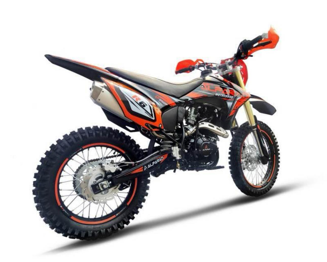 Moto Cross CB Alfarad R6 250cc 20 CV